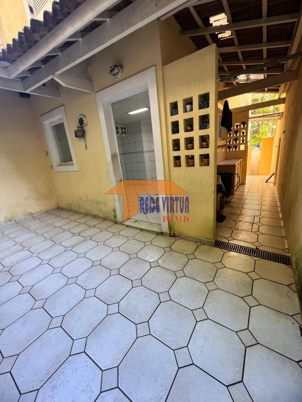 Casa de Condomínio à venda e aluguel com 3 quartos, 163m² - Foto 19