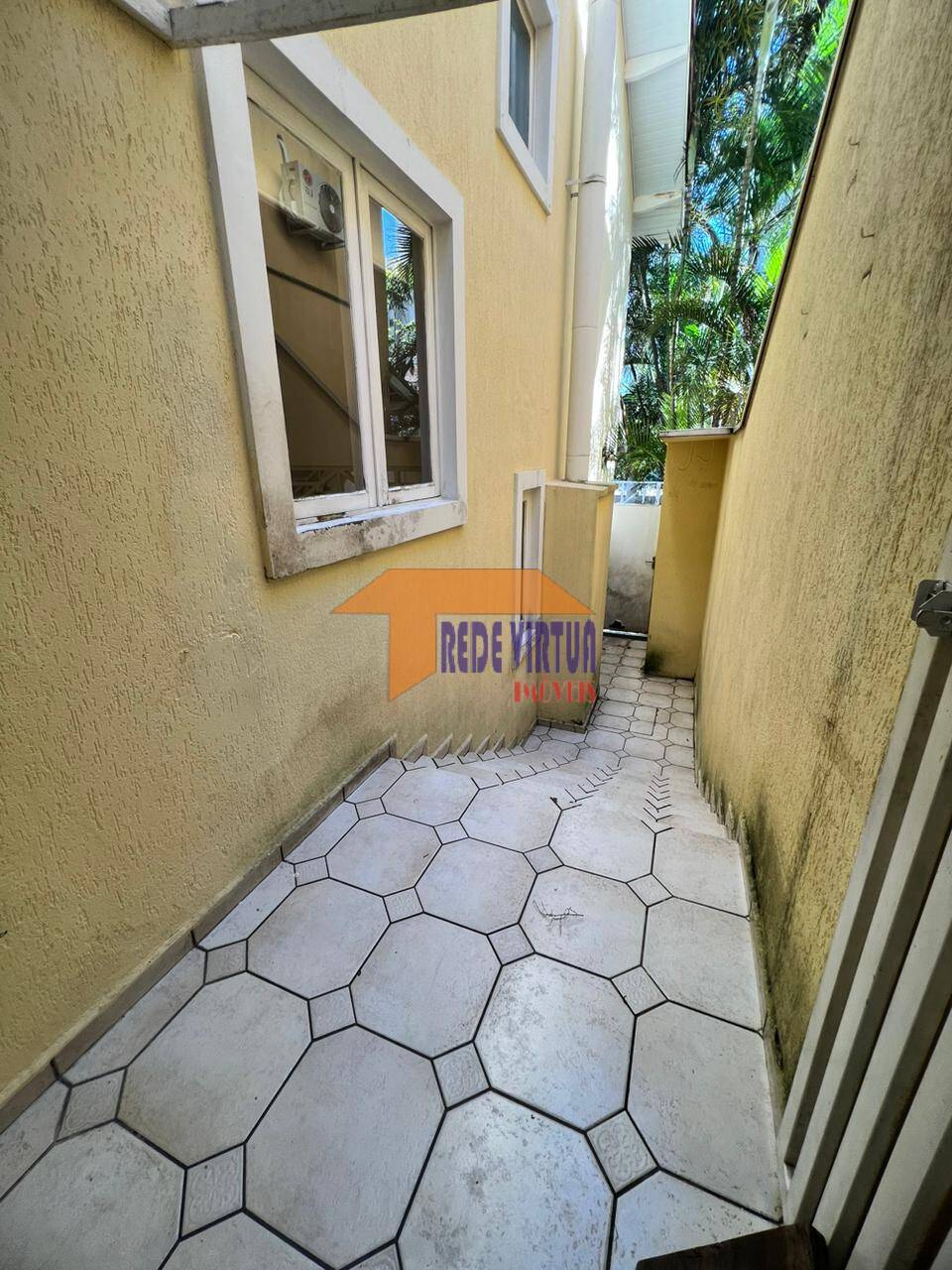 Casa de Condomínio à venda e aluguel com 3 quartos, 163m² - Foto 22