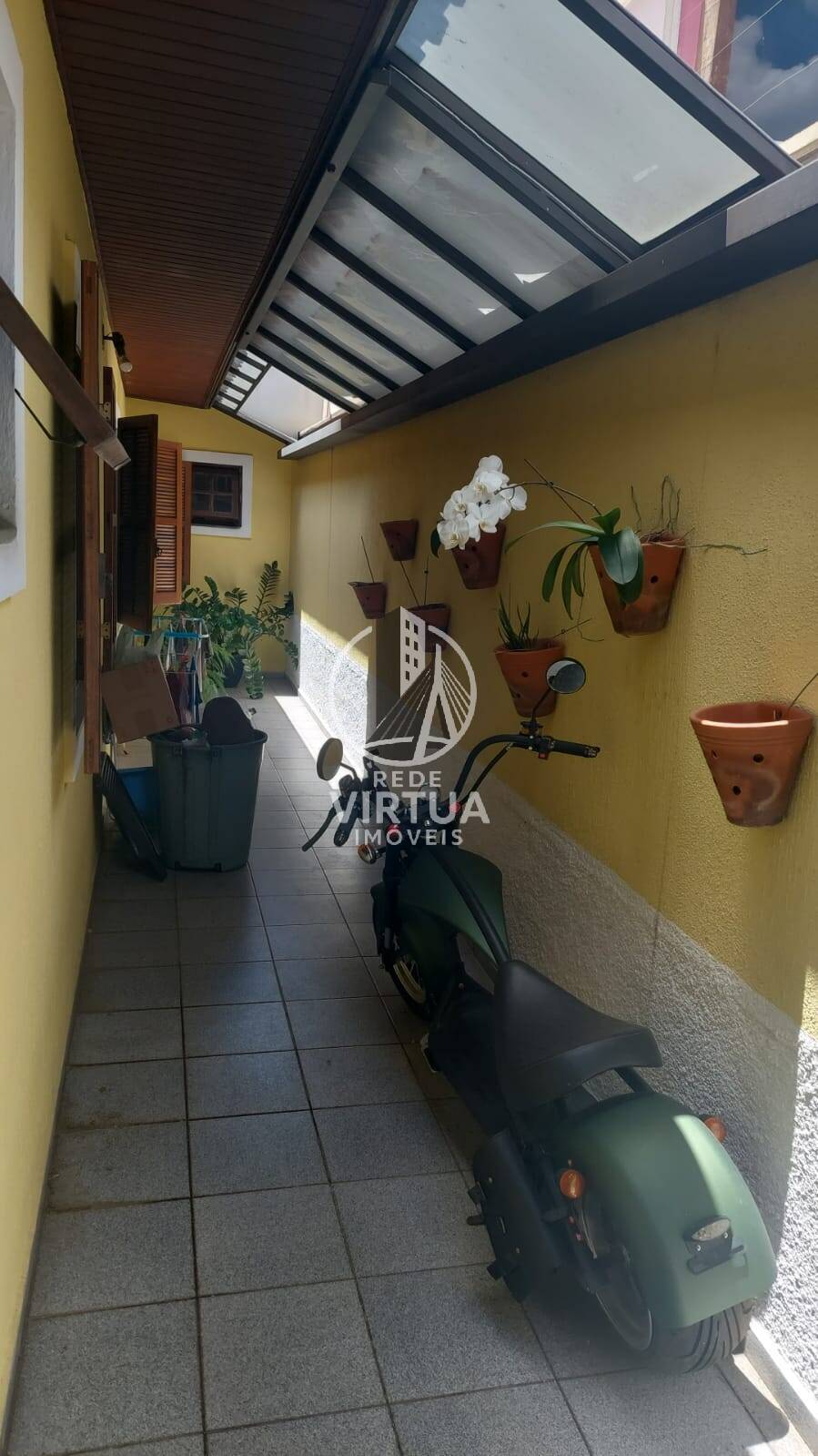 Casa à venda com 3 quartos, 102m² - Foto 2