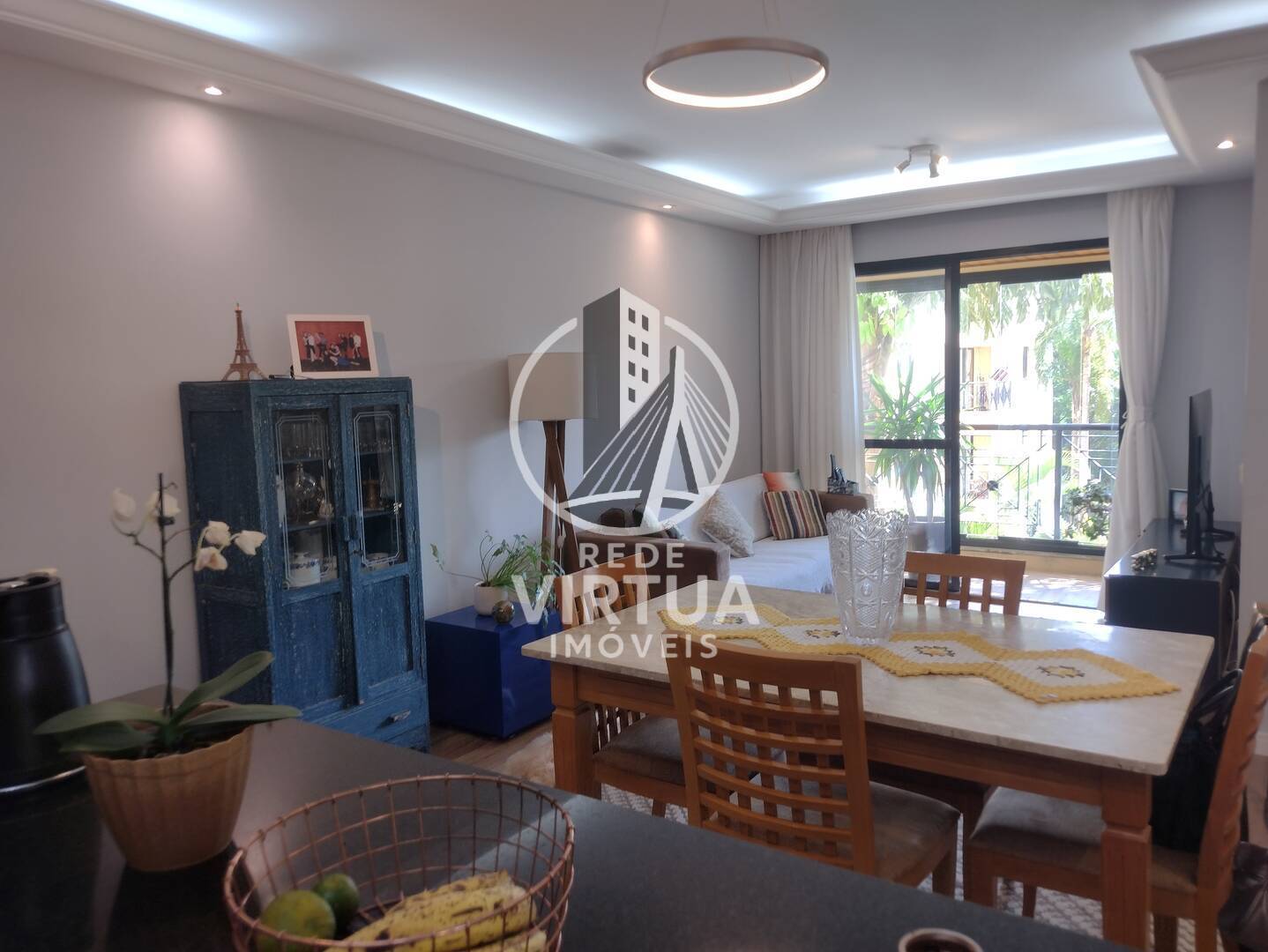 Apartamento à venda com 3 quartos, 72m² - Foto 2