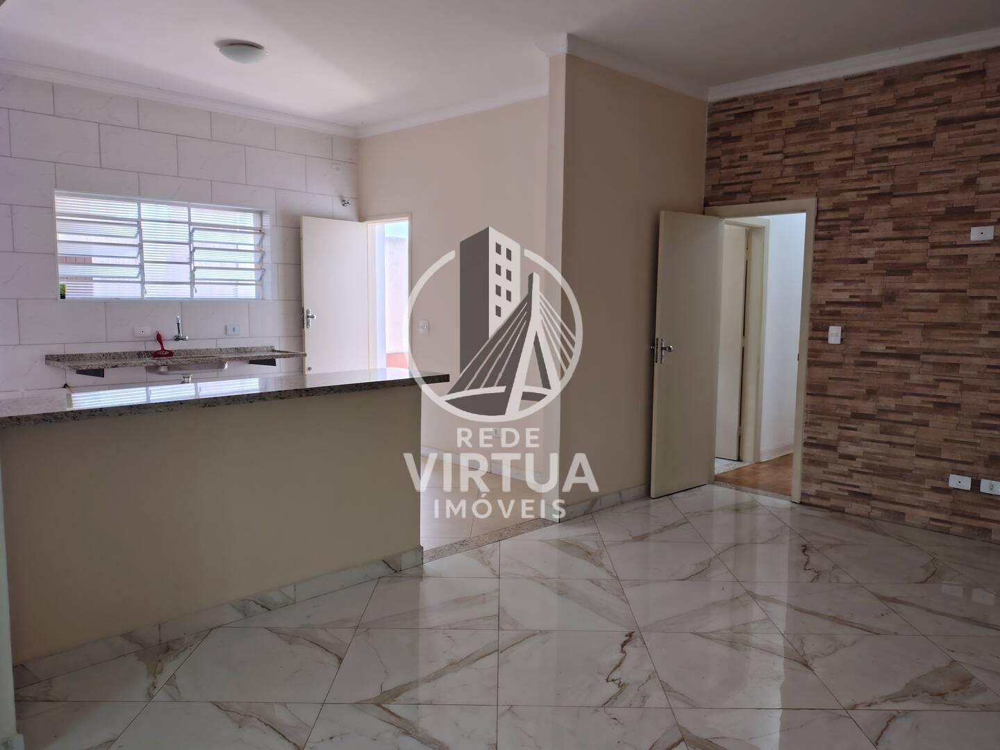Casa à venda com 3 quartos, 150m² - Foto 3