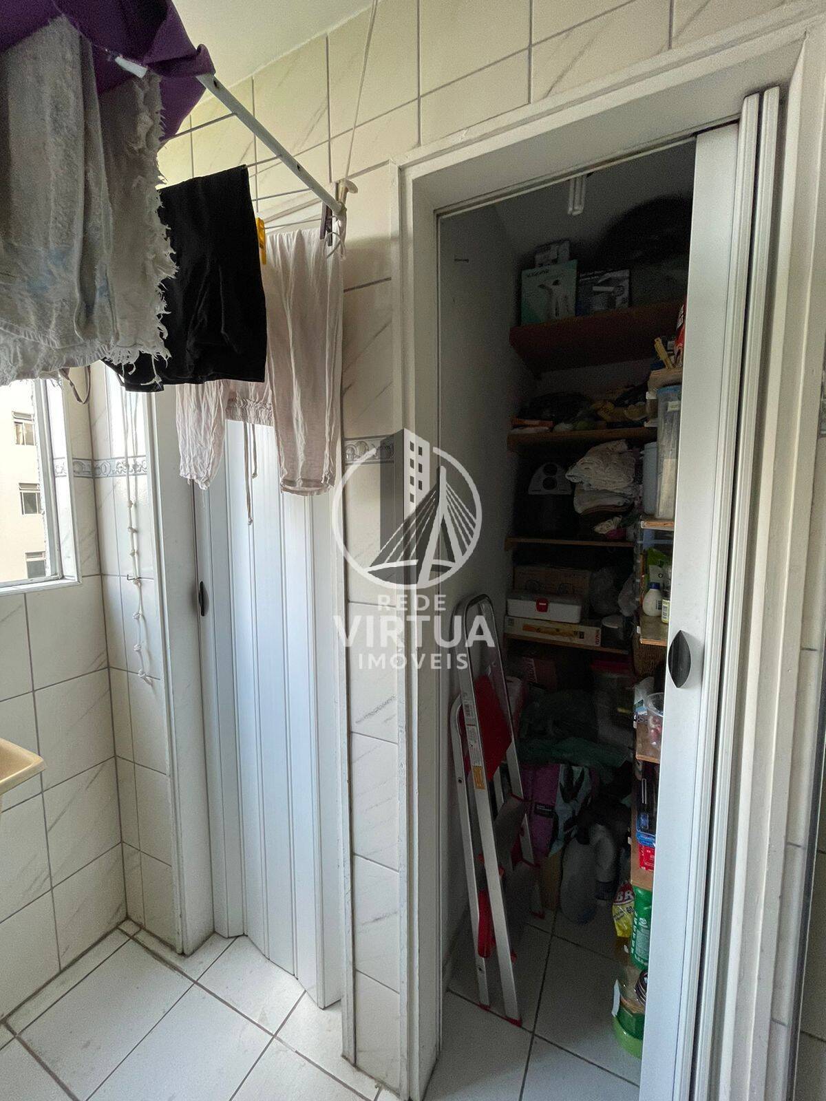 Apartamento à venda com 2 quartos, 64m² - Foto 19