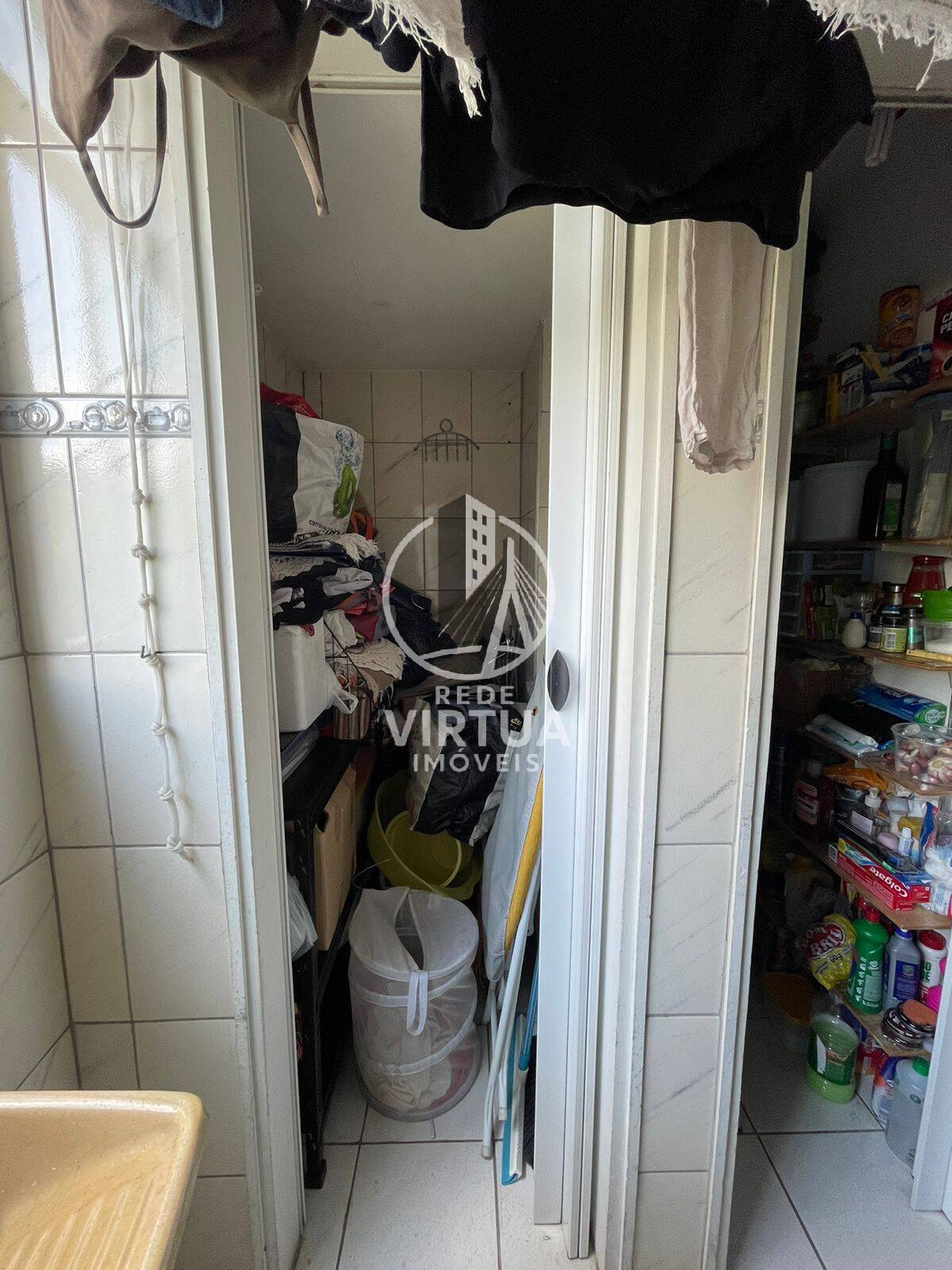 Apartamento à venda com 2 quartos, 64m² - Foto 20