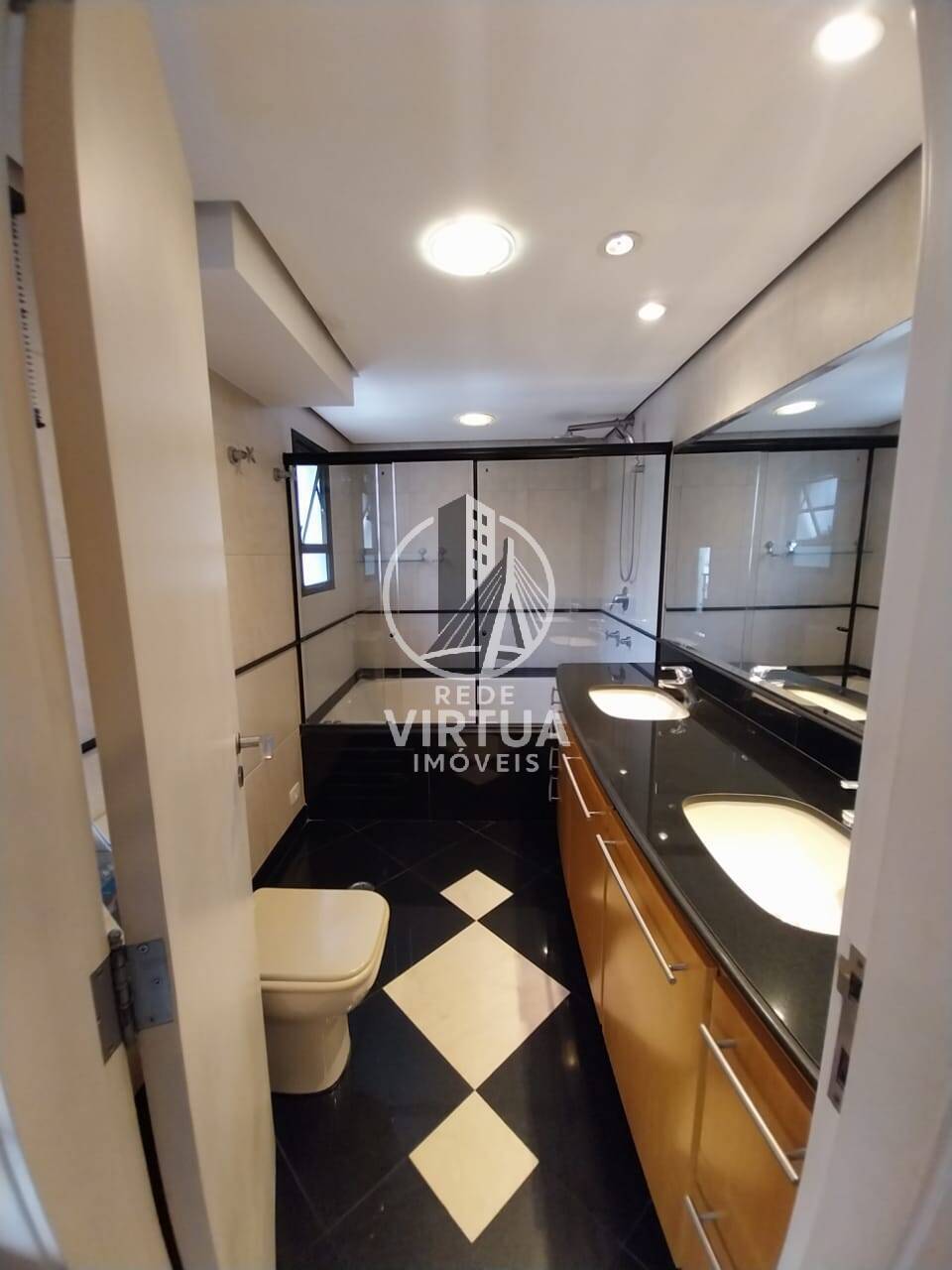 Apartamento à venda com 3 quartos, 130m² - Foto 9