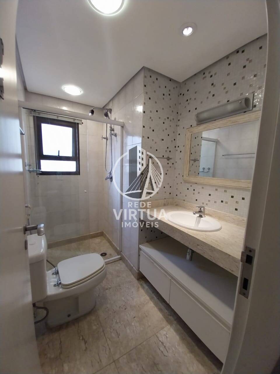 Apartamento à venda com 3 quartos, 130m² - Foto 8