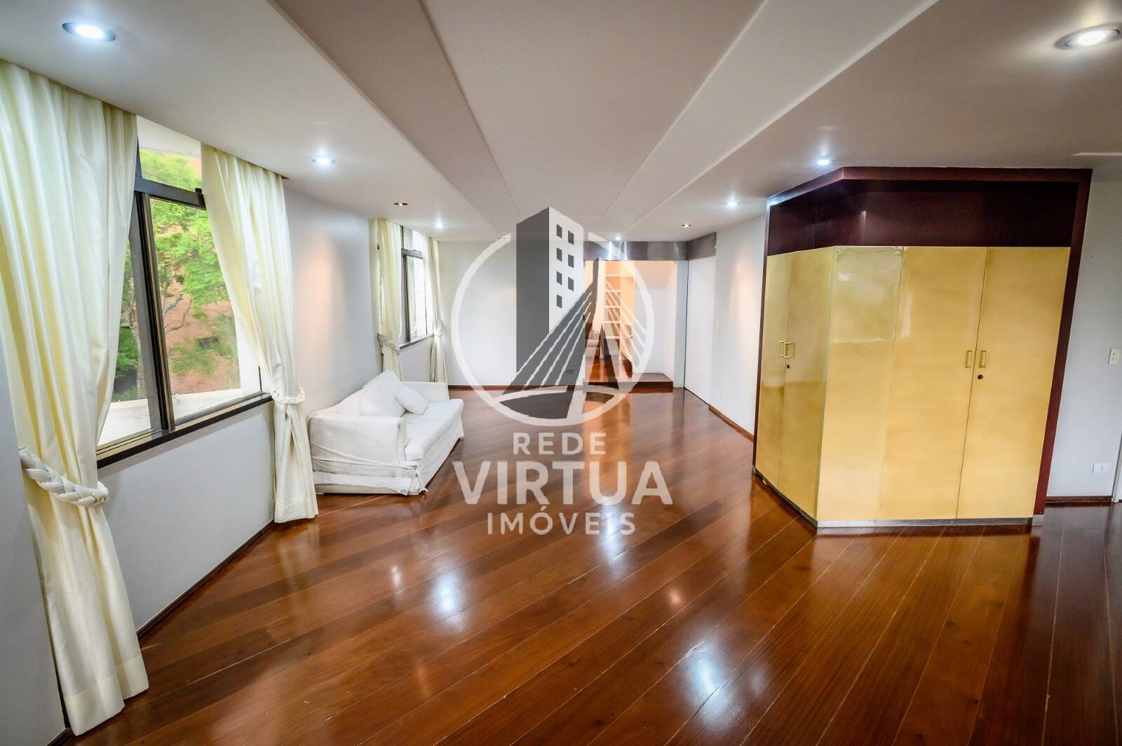 Apartamento, 3 quartos, 220 m² - Foto 3